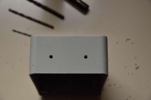 Balun, fori diametro 5 mm per terminali antenna